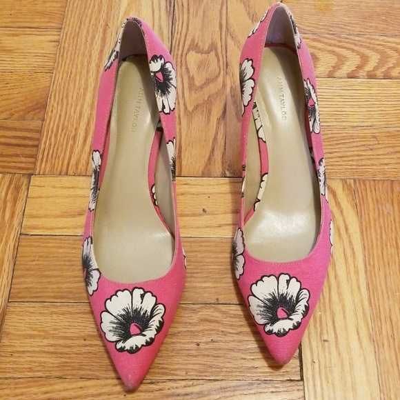Ann Taylor Erin Daisy Kitten Heels Sz 8 - Picture 2 of 6